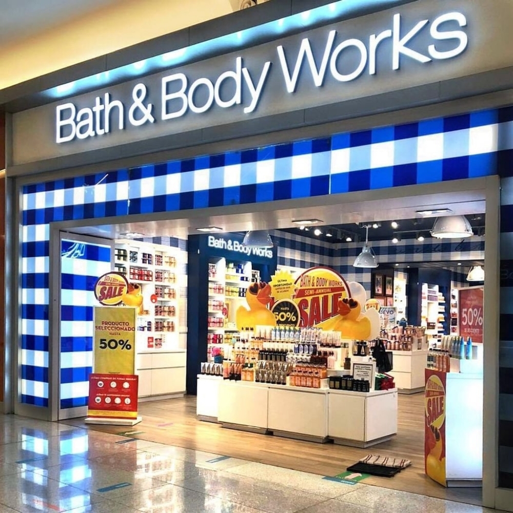 BATH AND BODY WORKS ONLY SHOW! Please like 🧼to be notified!!